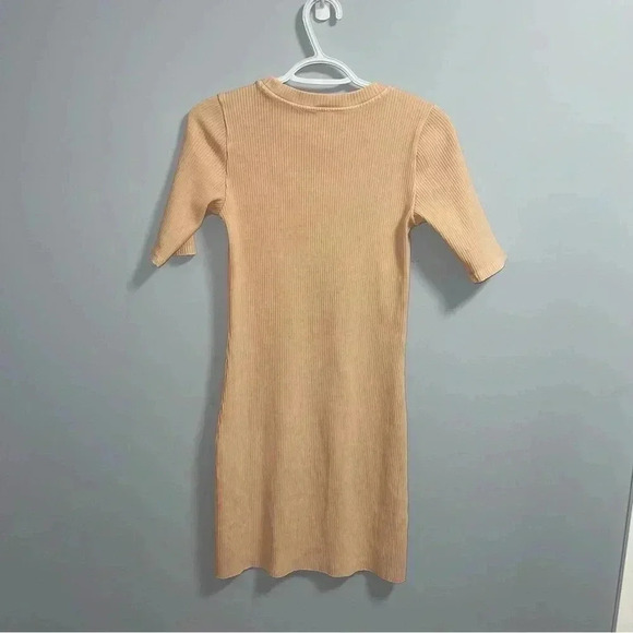 Aritzia -  Wilfred Dress - Picture 2 of 5